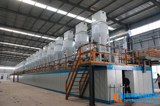 圖為玄武巖纖維原絲生產項目1號原絲車間